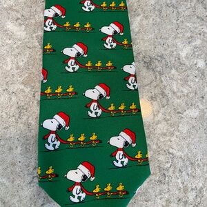 Peanuts Christmas Tie